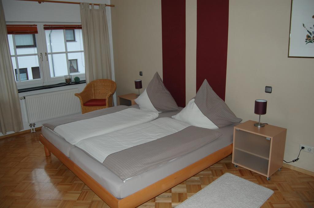 Ferienhaus Ginsterbluete Шлайден Стая снимка