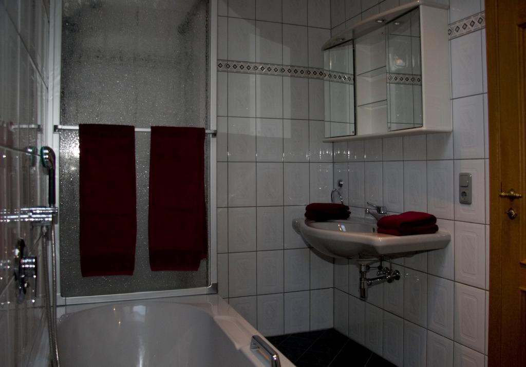 Ferienhaus Ginsterbluete Шлайден Стая снимка