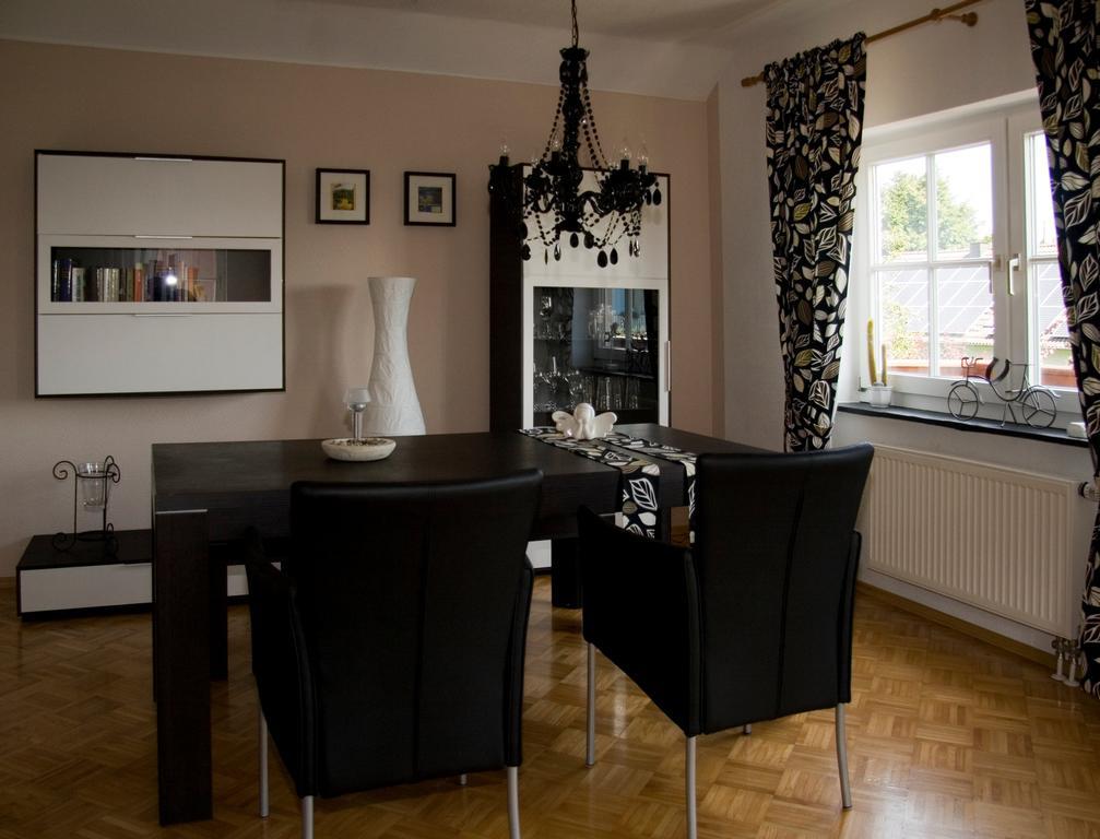 Ferienhaus Ginsterbluete Шлайден Стая снимка